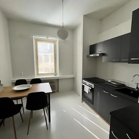 Kotimaailma Furnished - 1br In Kallio