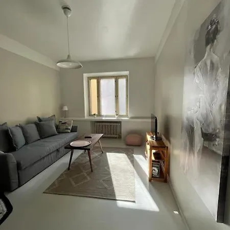 Kotimaailma Furnished - 1br In Kallio * Helsinki
